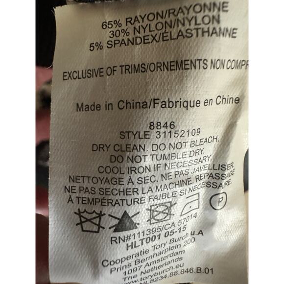 Tory Burch Black And White Pullover Sweater Size S in a smooth rayon material - Picture 6 of 6